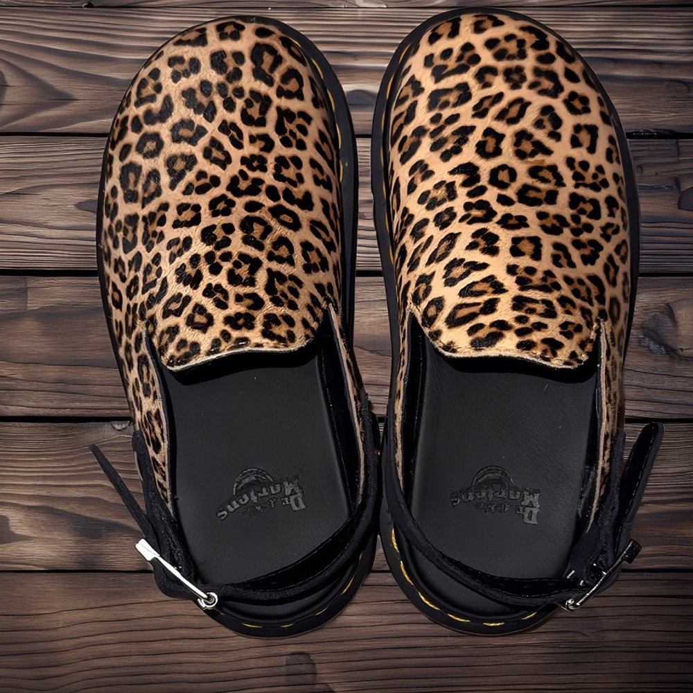 Womens Dr. Martens Zebzag Platform Leopard Print Mules Size 5 NWT